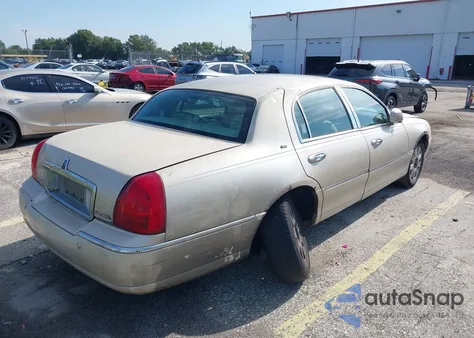 2003 Lincoln Town Car Cartier из США, поврежденный, VIN 1LNHM83WX3Y643298